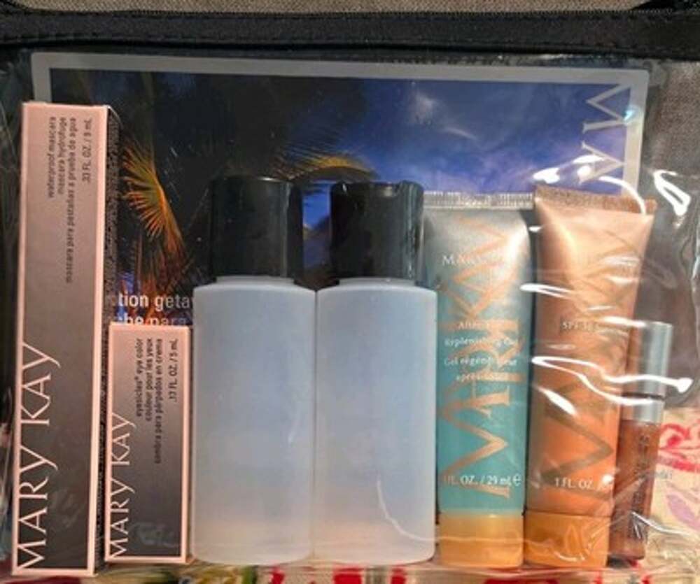 NOS Mary Kay Vacation Getaway Set Mini SPF 30 Sunscreen After-Sun Gel Waterproof